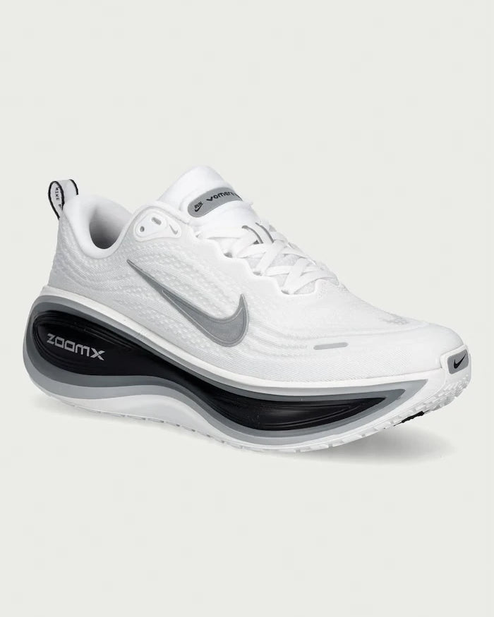 Nike erkek koşu ayakkabısı Vomero Plus