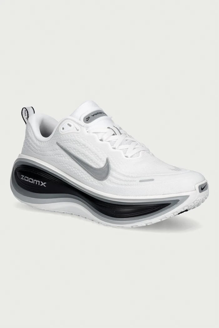 Nike erkek koşu ayakkabısı Vomero Plus