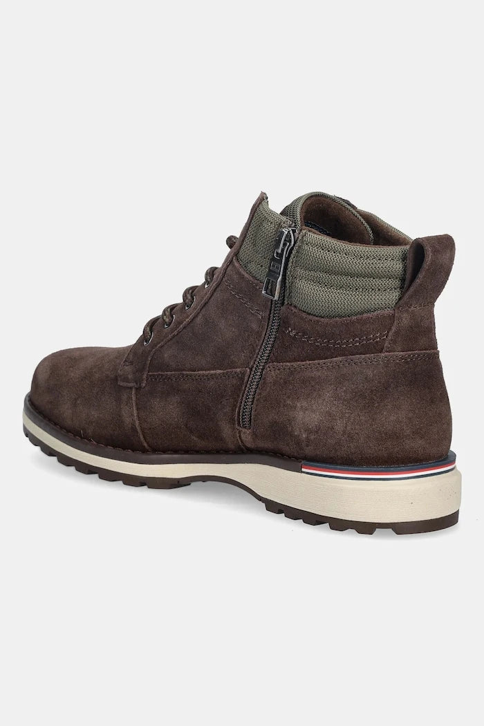 Кожени обувки Tommy Hilfiger CORPORATE W SUEDE LACE BOOT