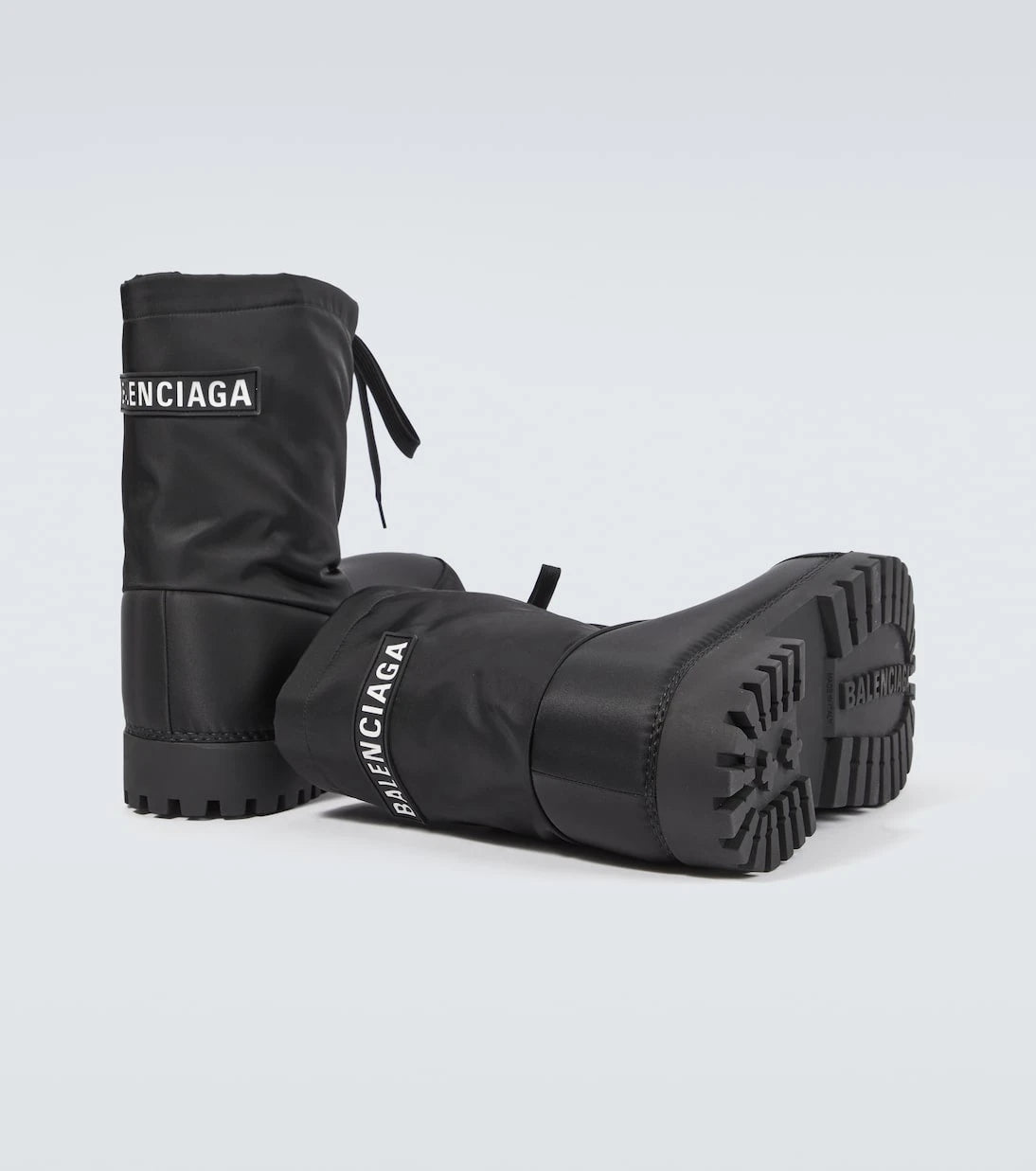 Balenciaga - جزمة ثلج ألاسكا منخفضة