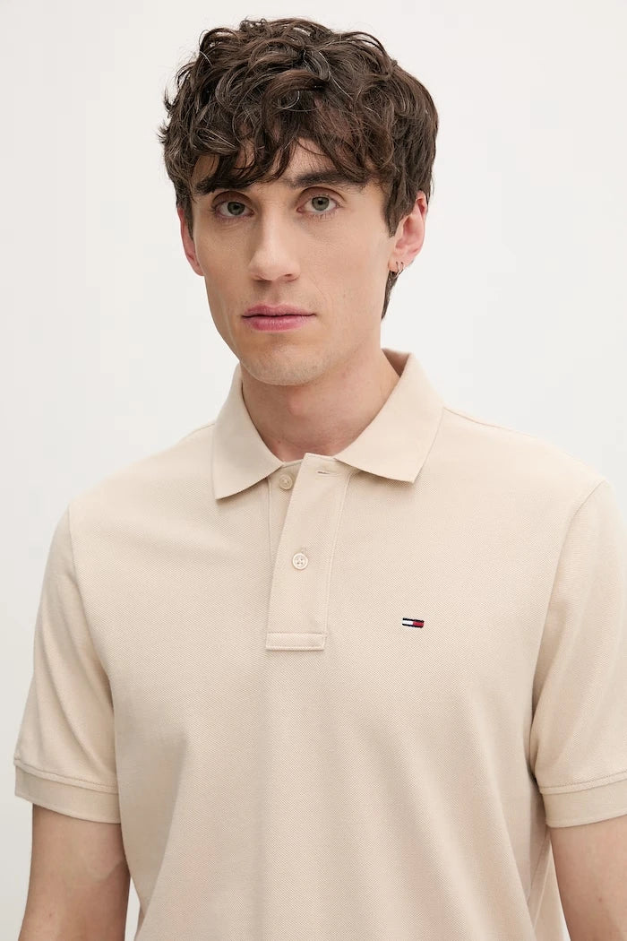 Tommy Jeans erkek pamuklu yakalı tişört