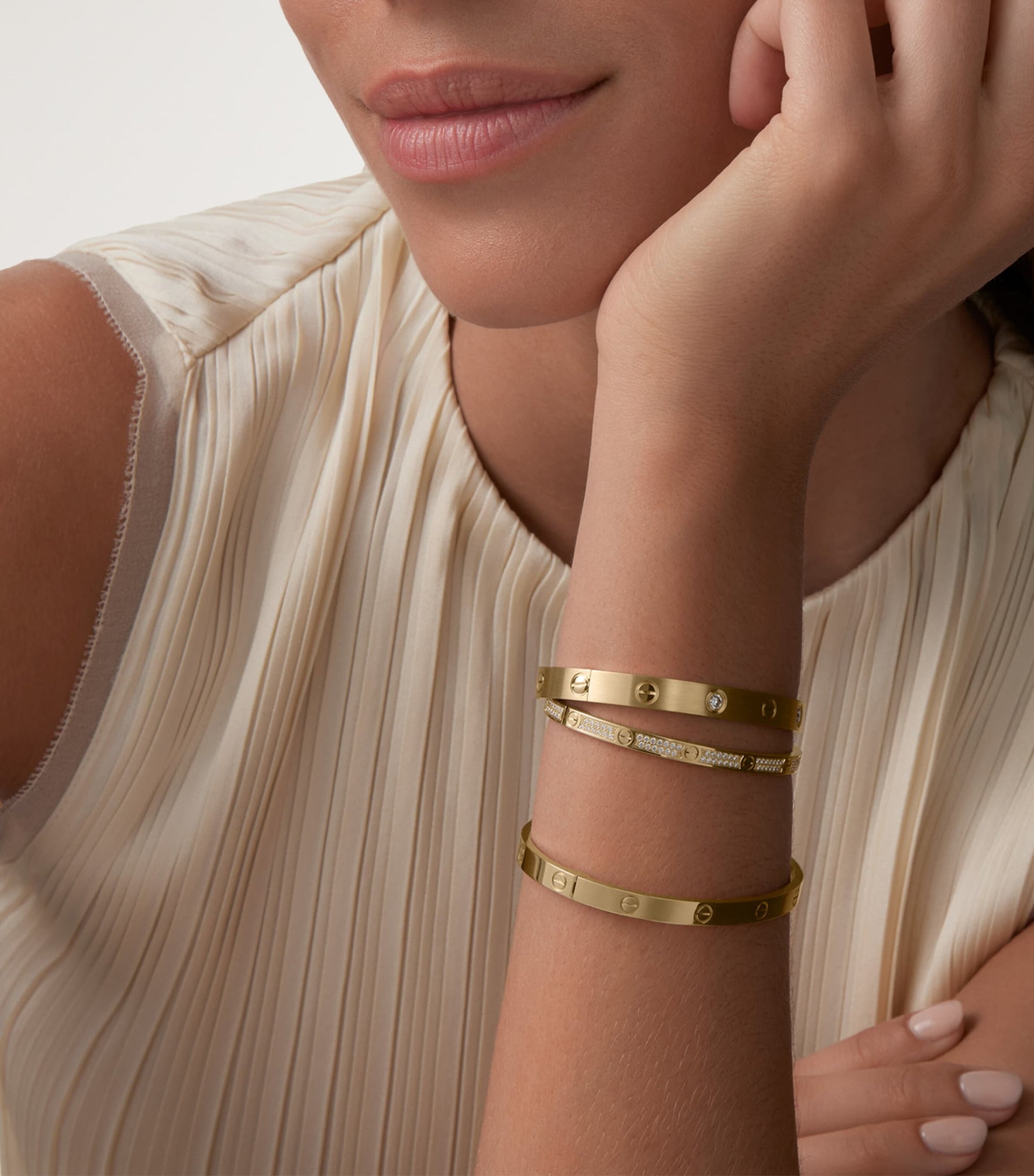 LOVE Medium Yellow Gold Bracelet