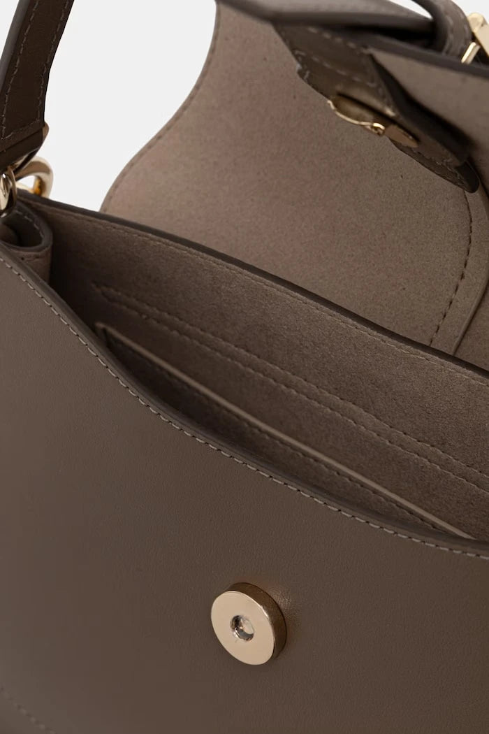 Furla kadın deri crossbody çanta