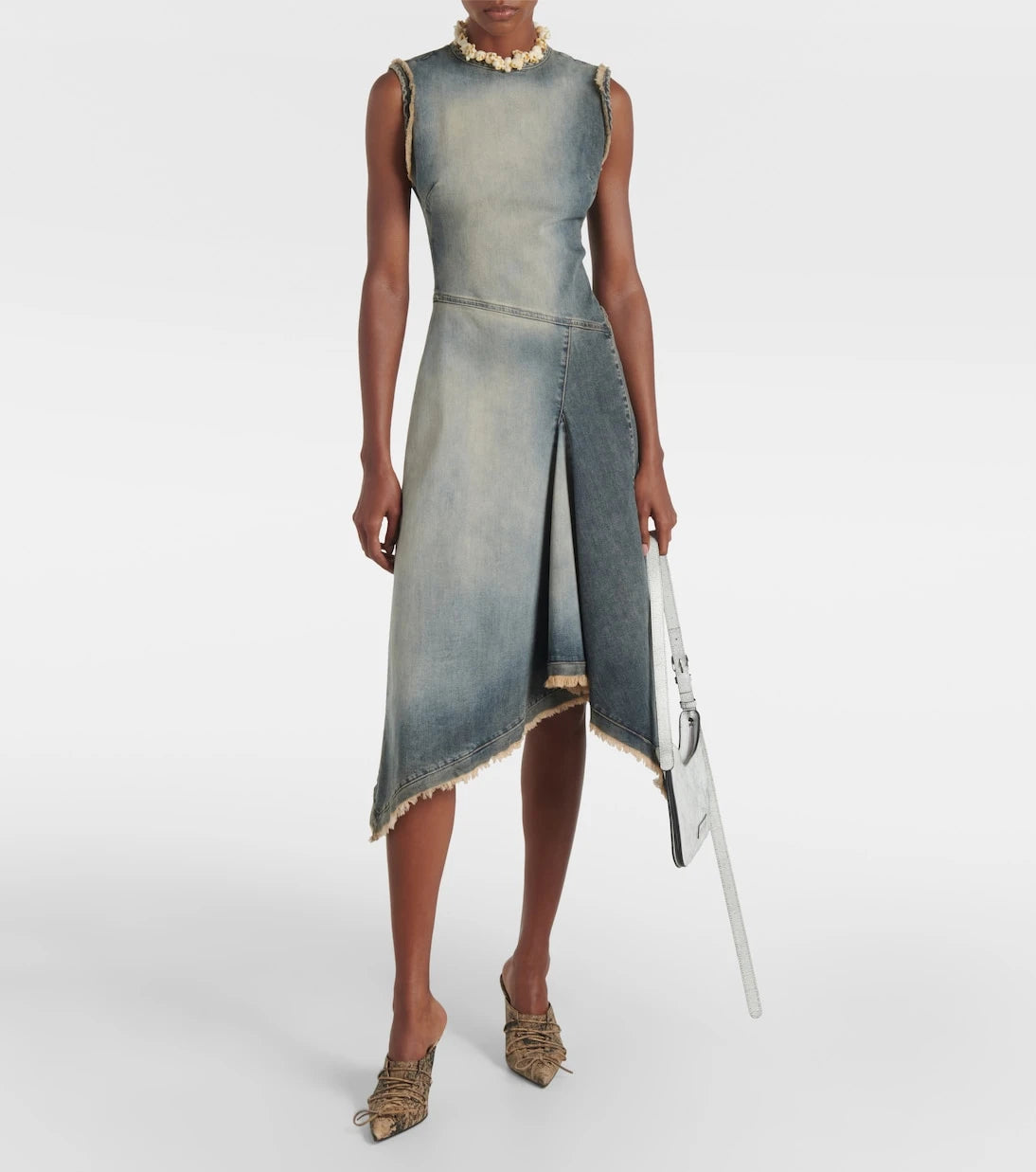 Acne Studios - فستان دنيم متوسط الطول