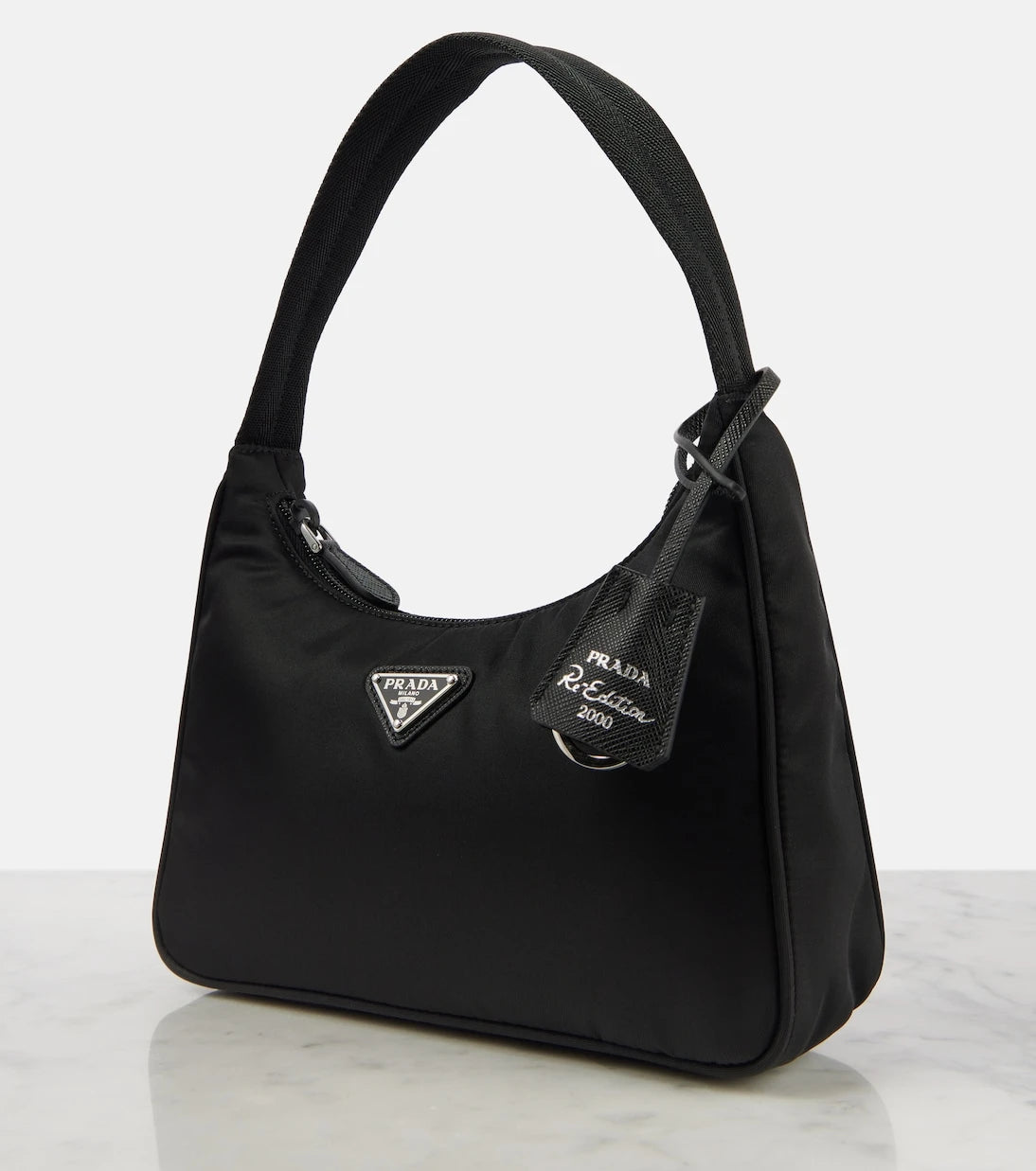 Prada - حقيبة كتف برادا ري-إديشن 2000