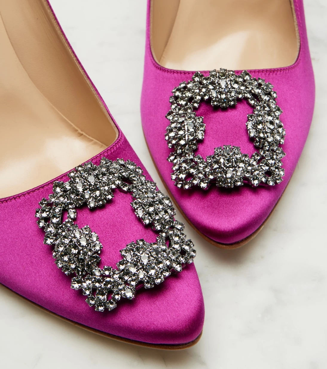 Manolo Blahnik - Hangisi embellished satin pumps