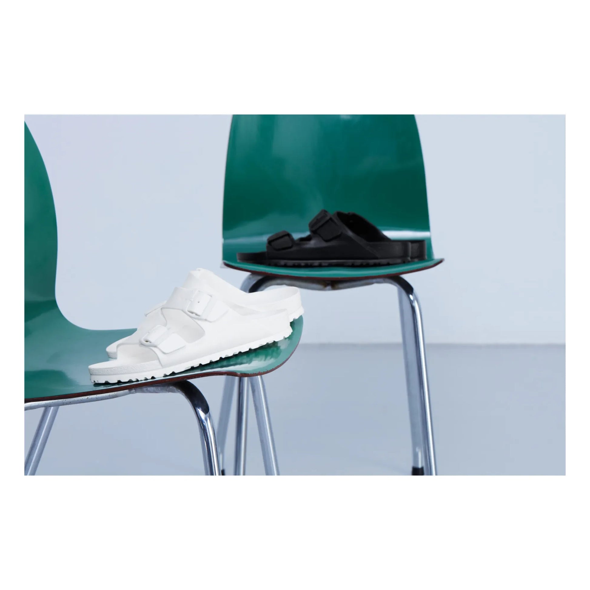 BIRKENSTOCK - Arizona White Regular Fit Sandals | White