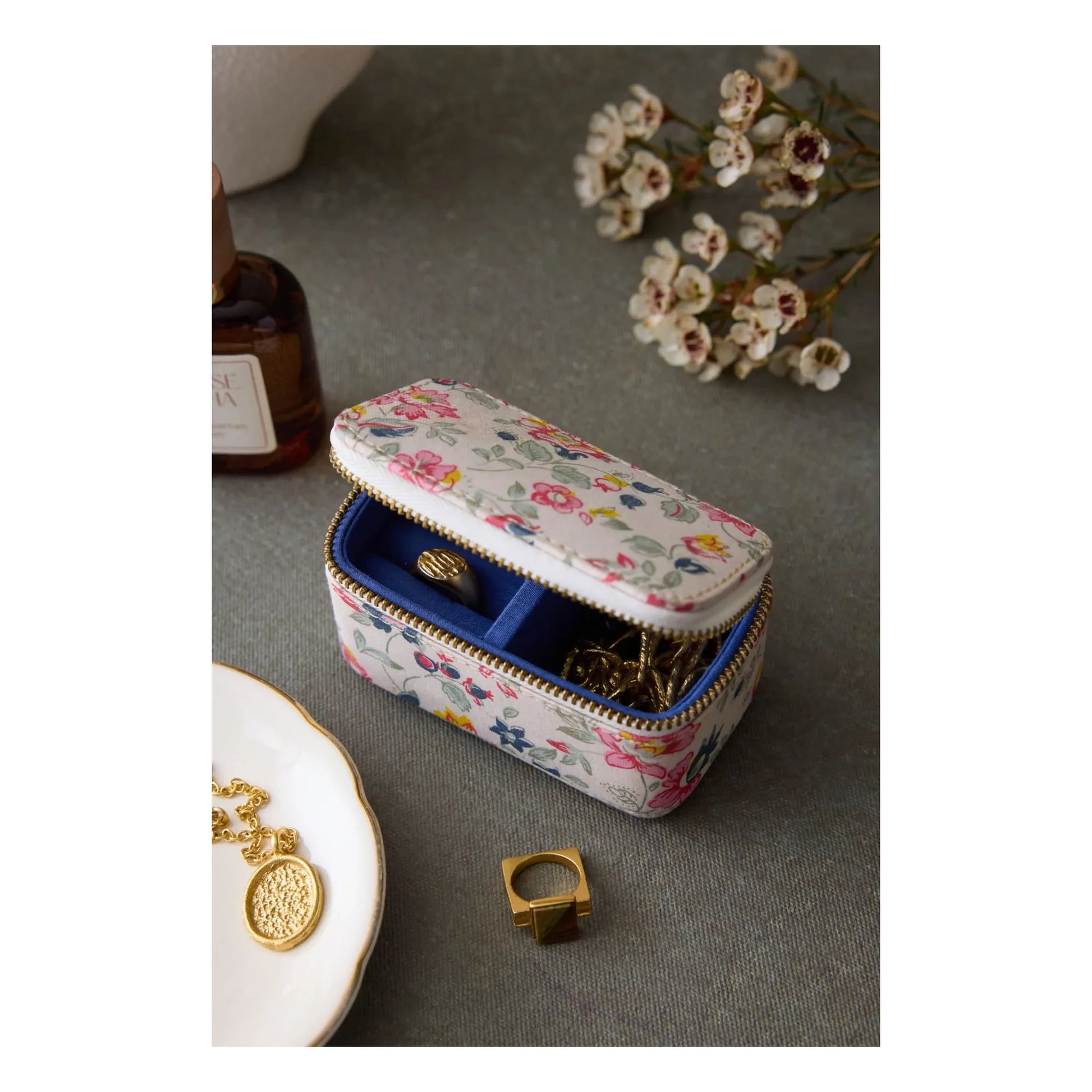 Louise Misha - Soumaya jewelry box