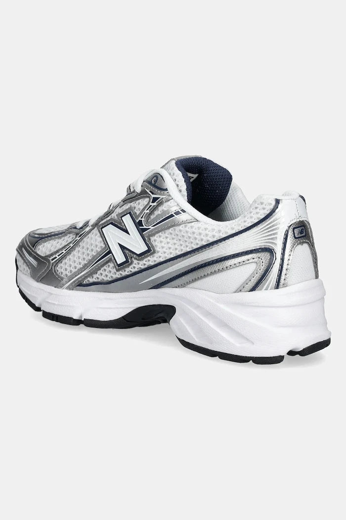 Маратонки New Balance U740WN2