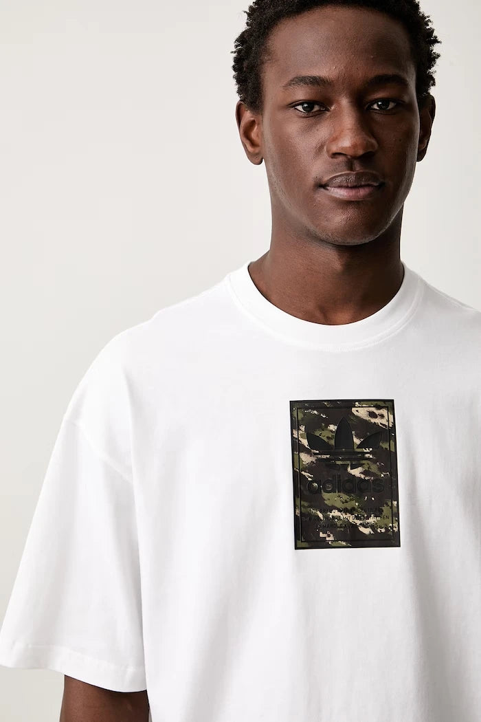 adidas Originals erkek pamuklu Camo tişört