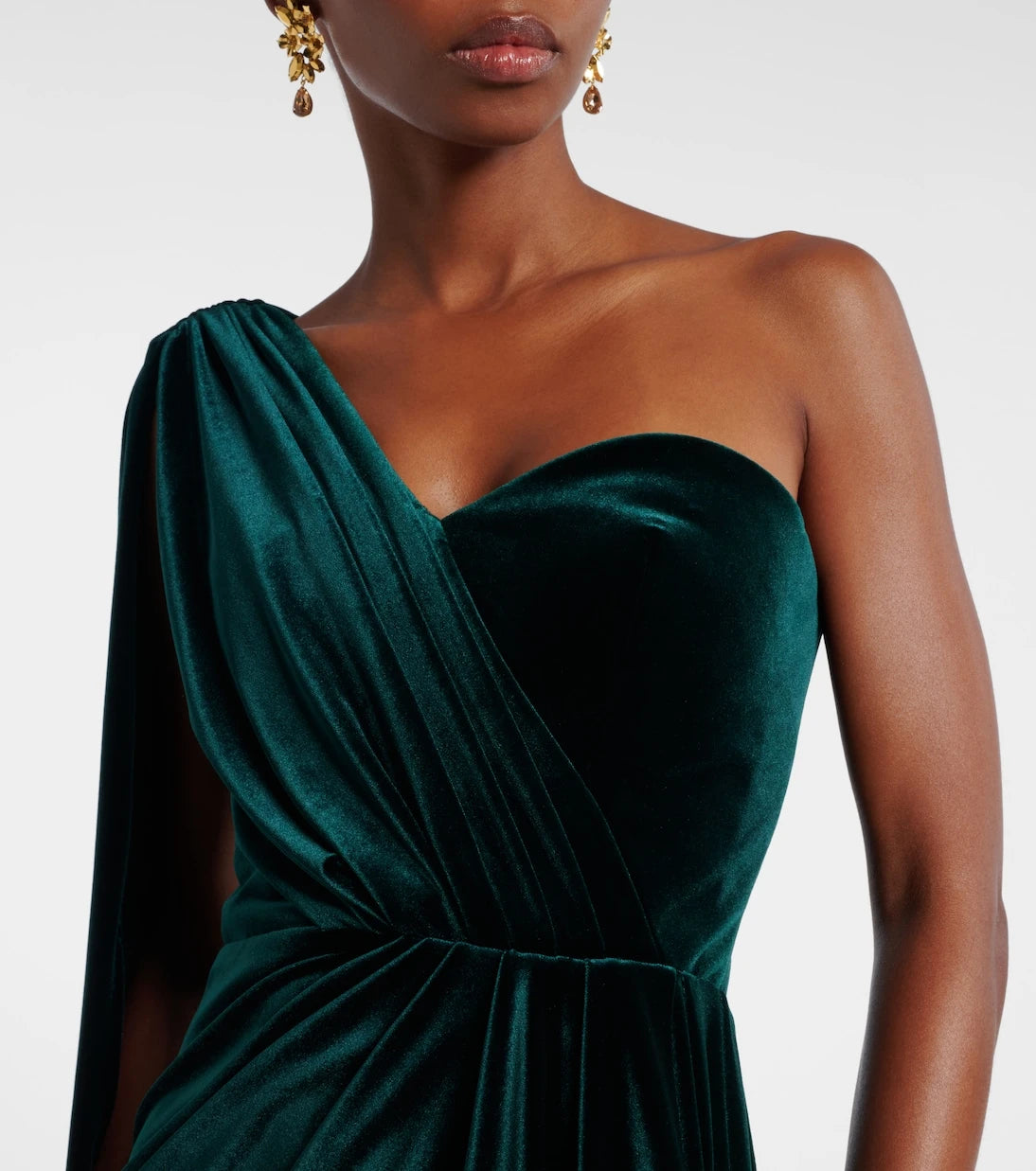 Monique Lhuillier - One-shoulder velvet gown