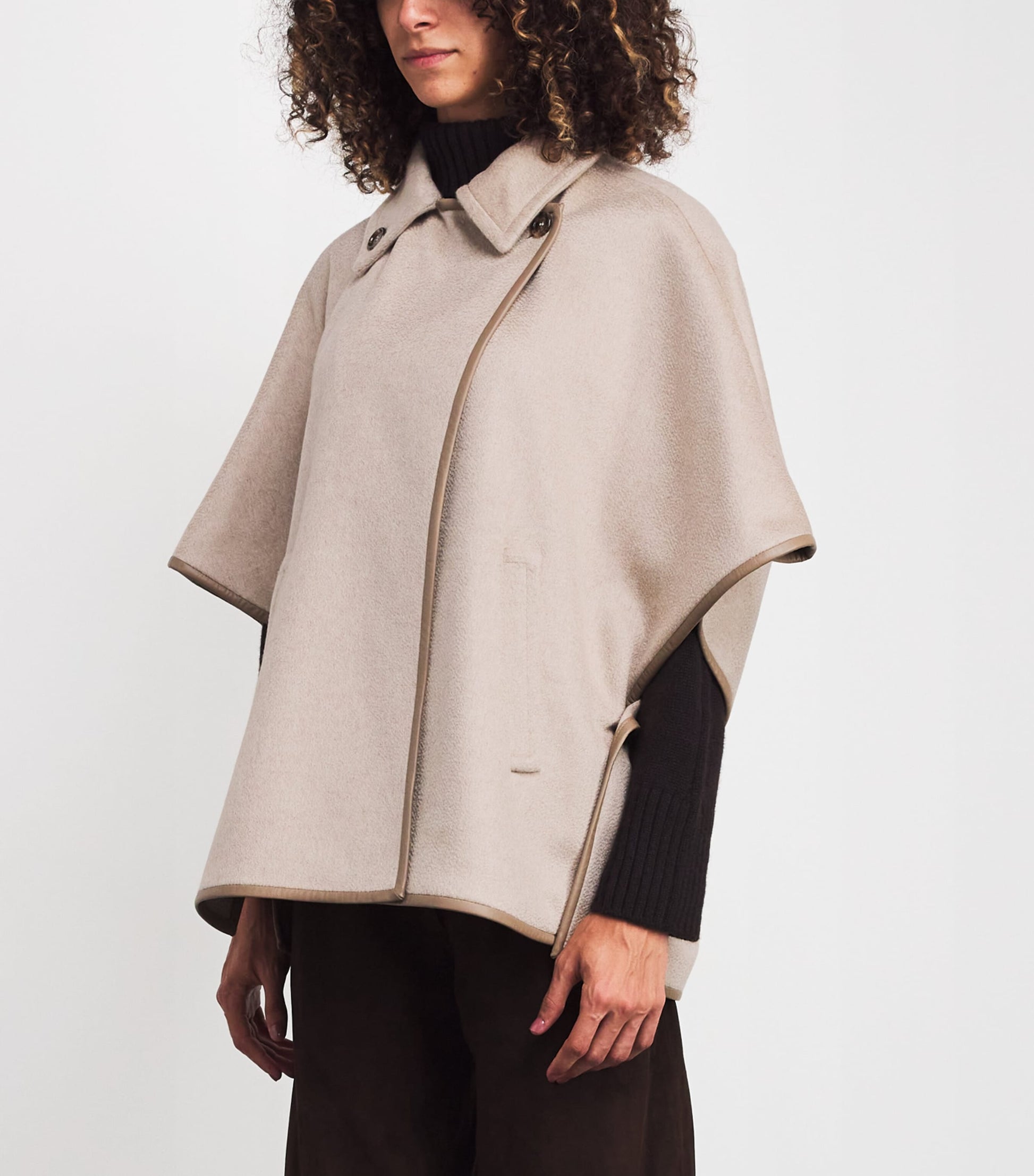 Max Mara Beige Cashmere Collar Cape