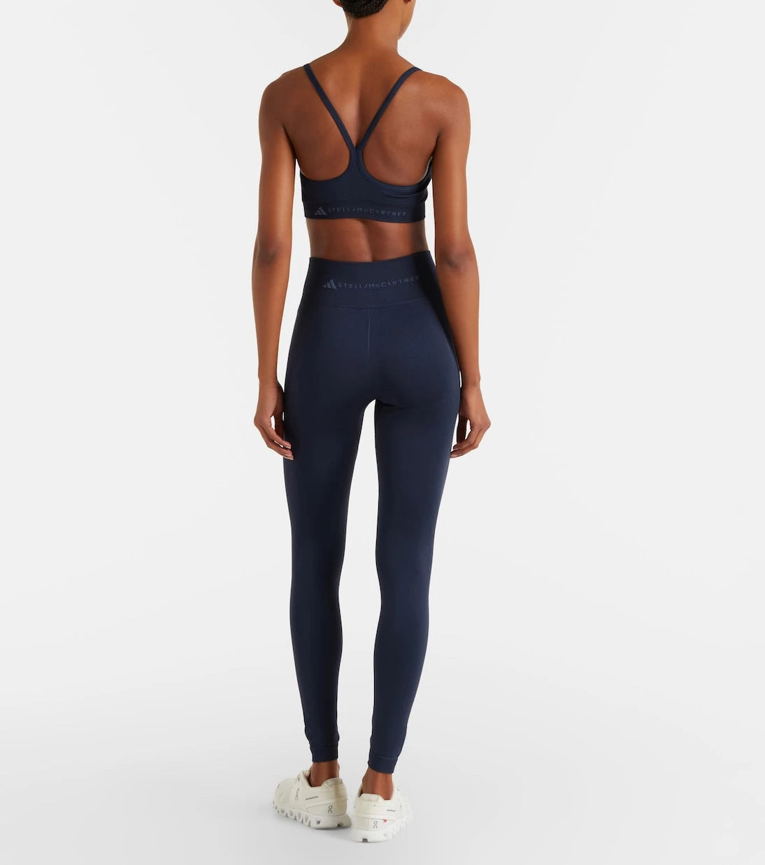 حمالة صدر رياضية فنية بشعار Adidas by Stella McCartney