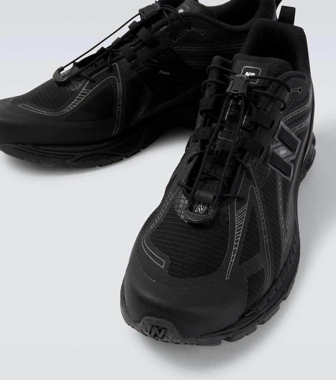 New Balance - أحذية رياضية 1906R