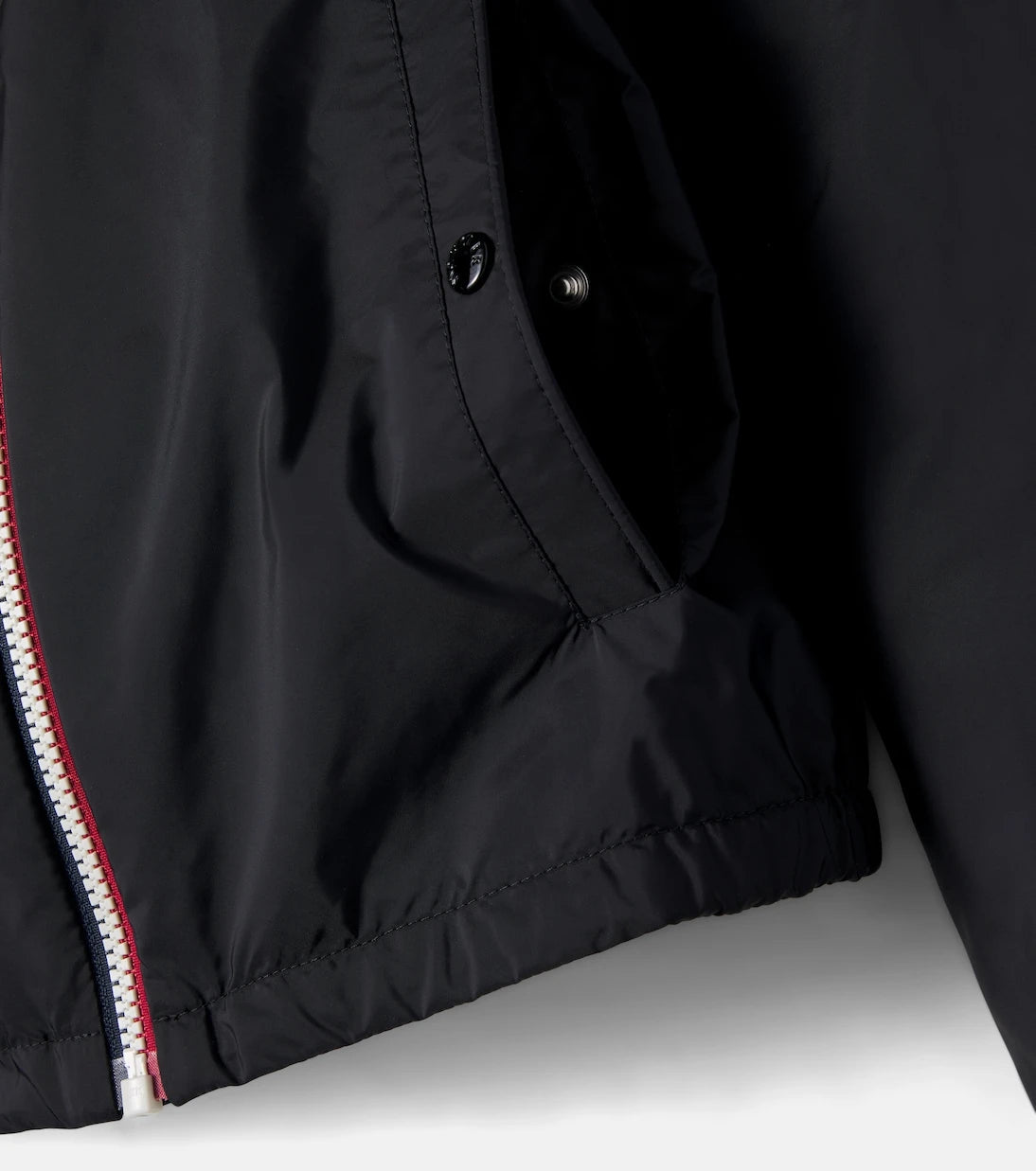 Moncler Enfant - جاكيت أورفيل الفني الجديد