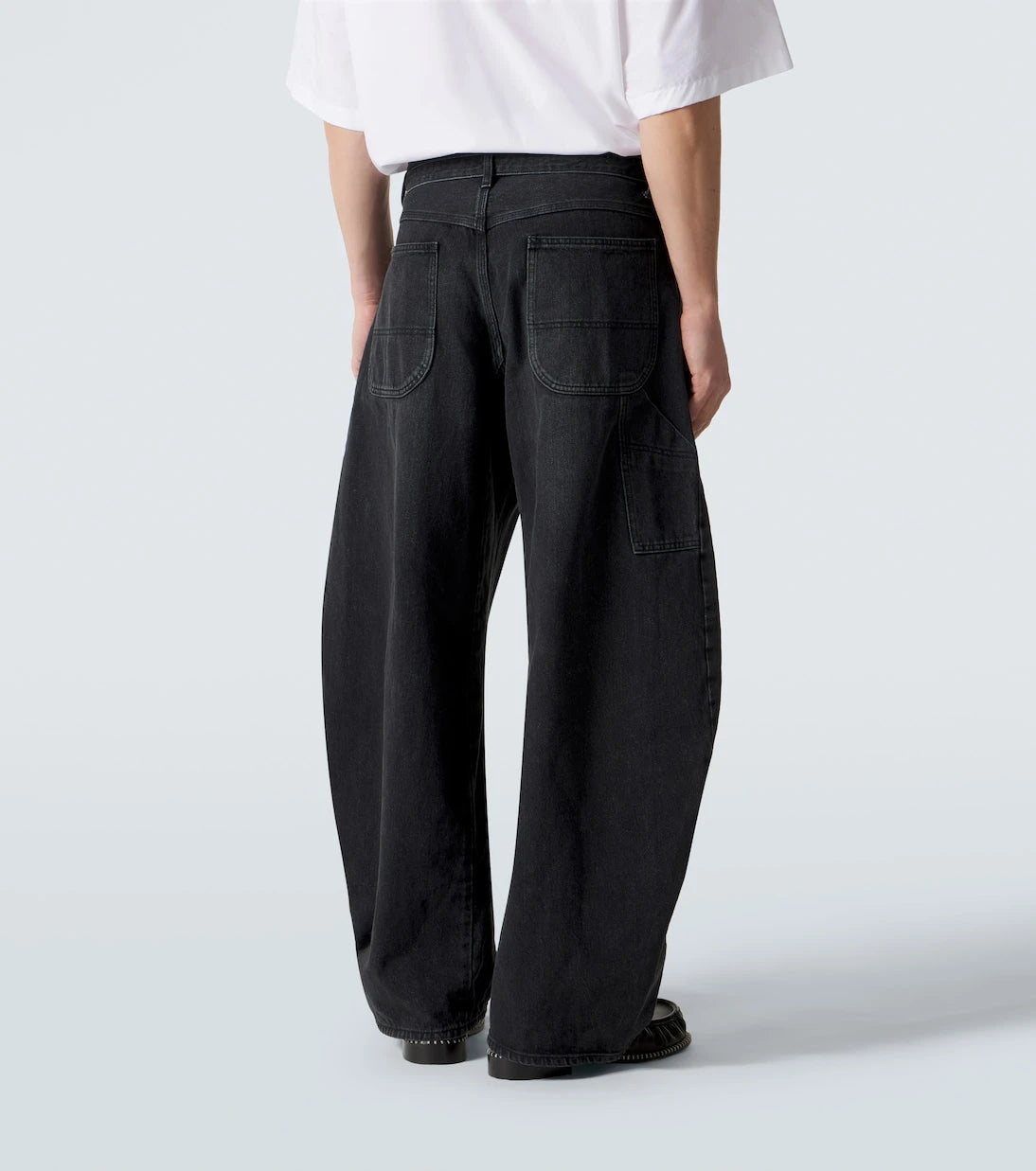 Sacai - Belted barrel-leg jeans