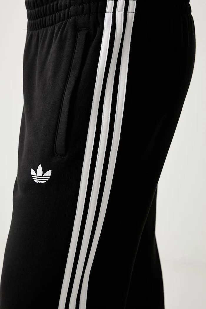 adidas Originals pamuklu erkek eşofman altı