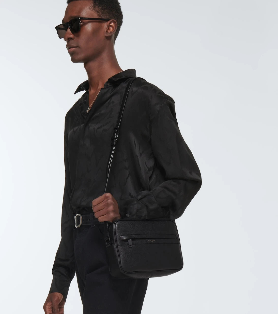 Saint Laurent - Camp leather camera bag