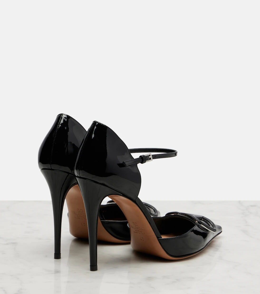 Valentino Garavani - D'Orsay 100 patent leather pumps