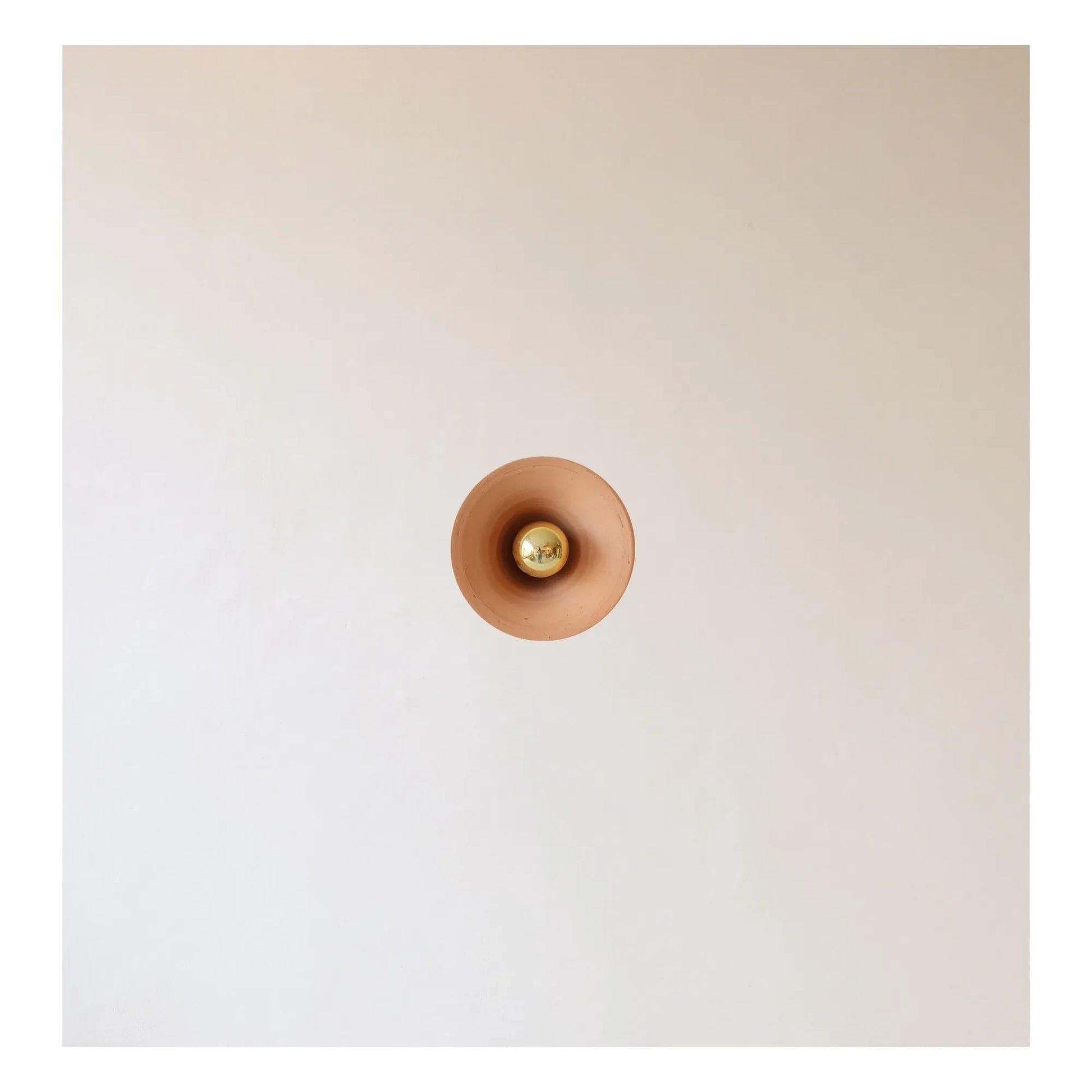 Masamé - Gigaro raw ceramic wall lamp | Terracotta