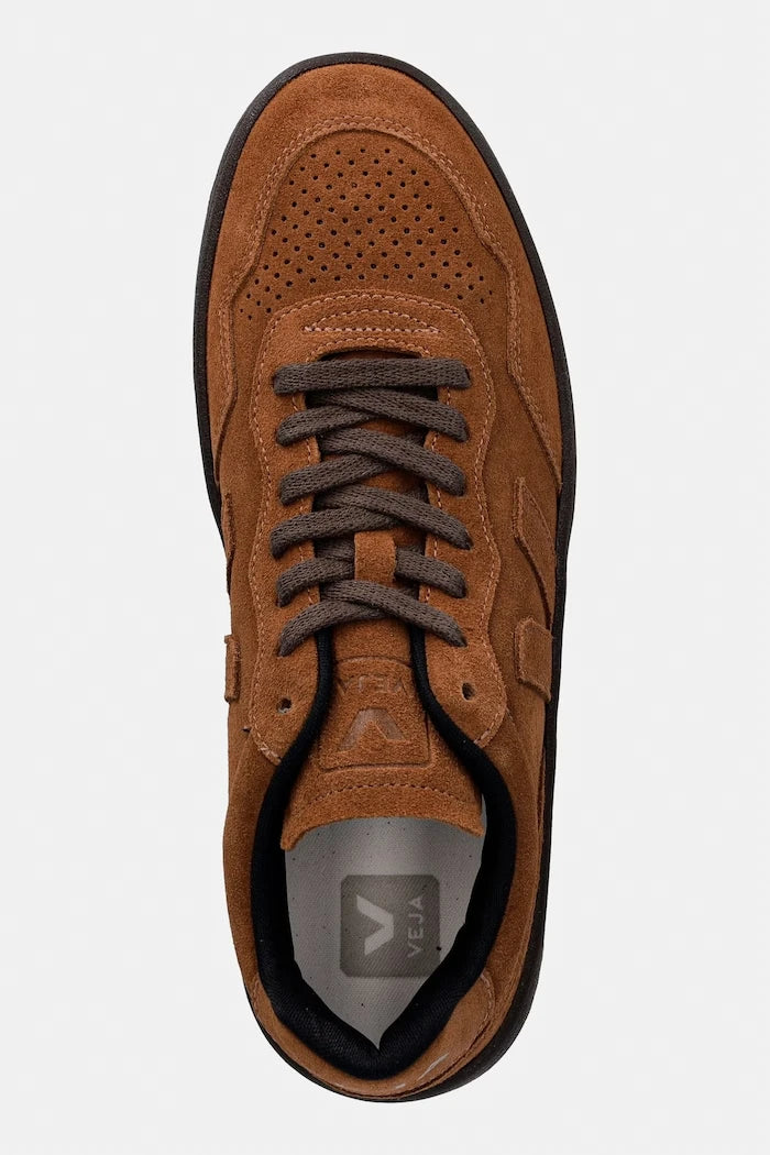 Veja V-90 SUEDE маратонки дамски от велур