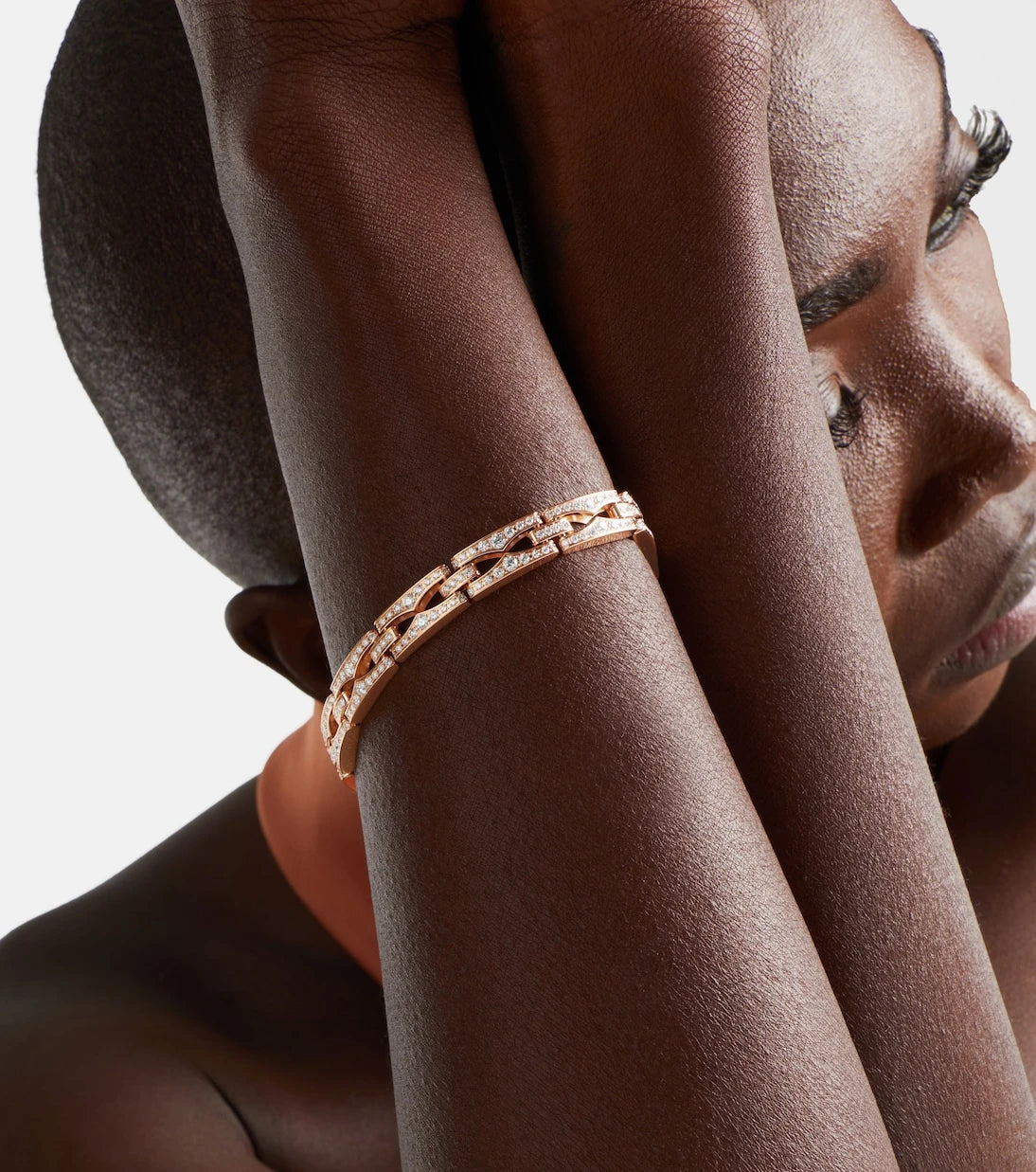 Bvlgari - سوار B.zero1 من الذهب الوردي عيار 18 قيراط مع الألماس