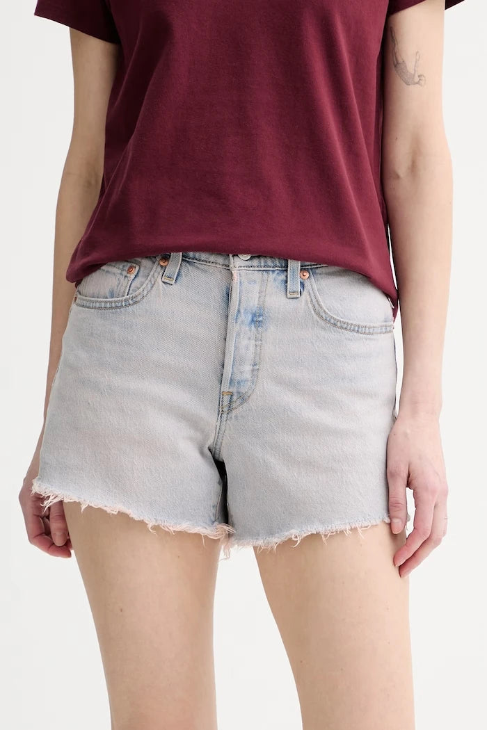 Levi's kadın denim şort 501® CURVE