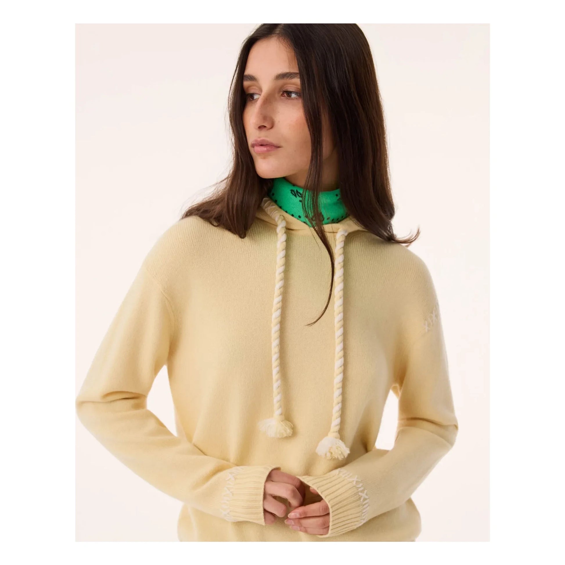 Kujten - Bakia Bico Cashmere Sweater | Anise green