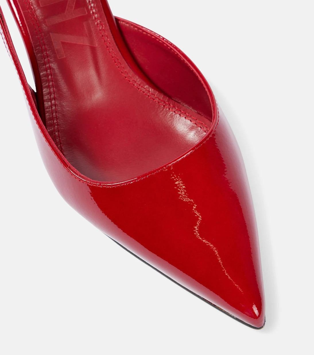 Souliers Martinez - Camelia patent leather pumps