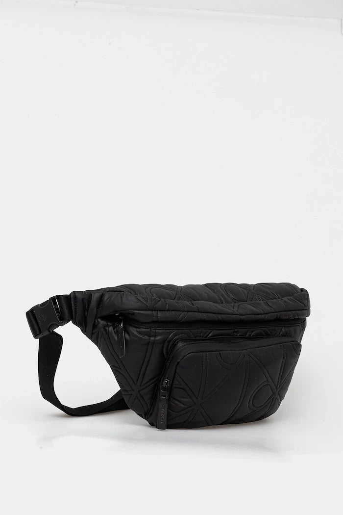 Calvin Klein Bel Çantası