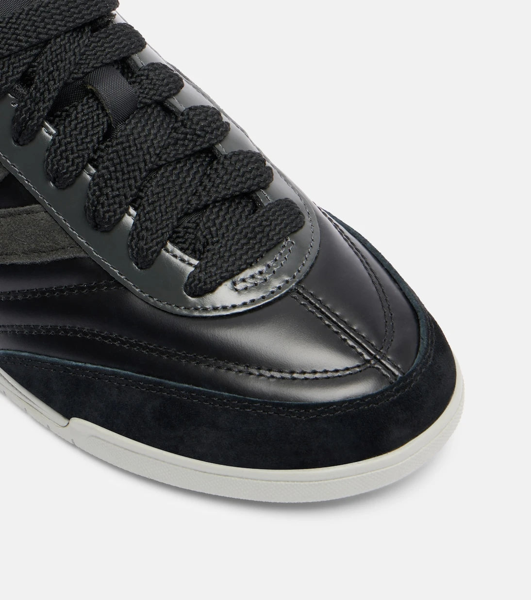 New Balance - Leather sneakers
