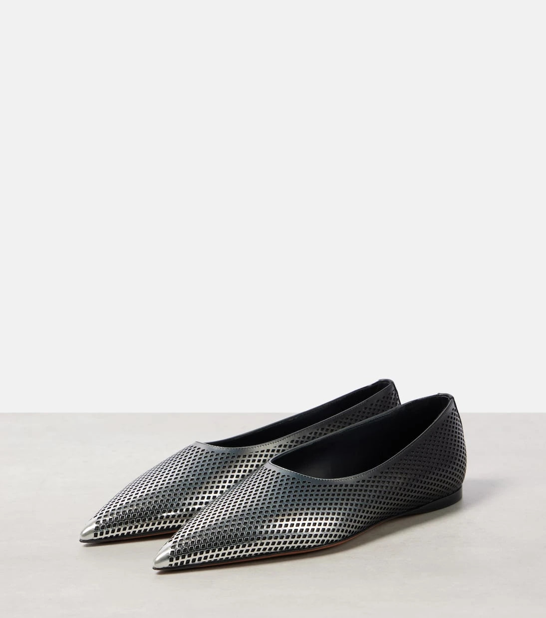 Alaïa - Dégradé fishnet leather ballet flats