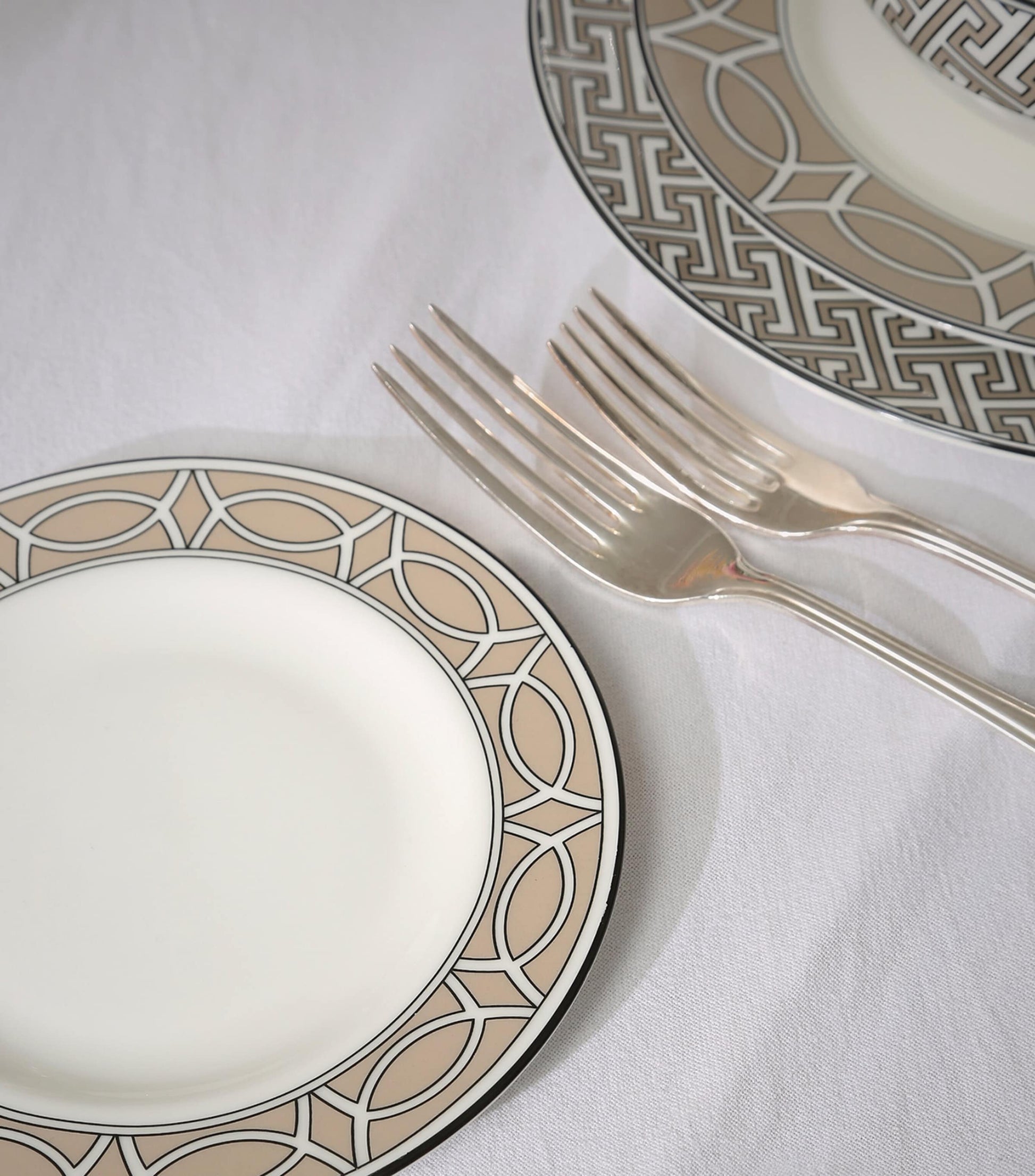 O.W.London Set of 2 Loop Dessert Plates (21cm)