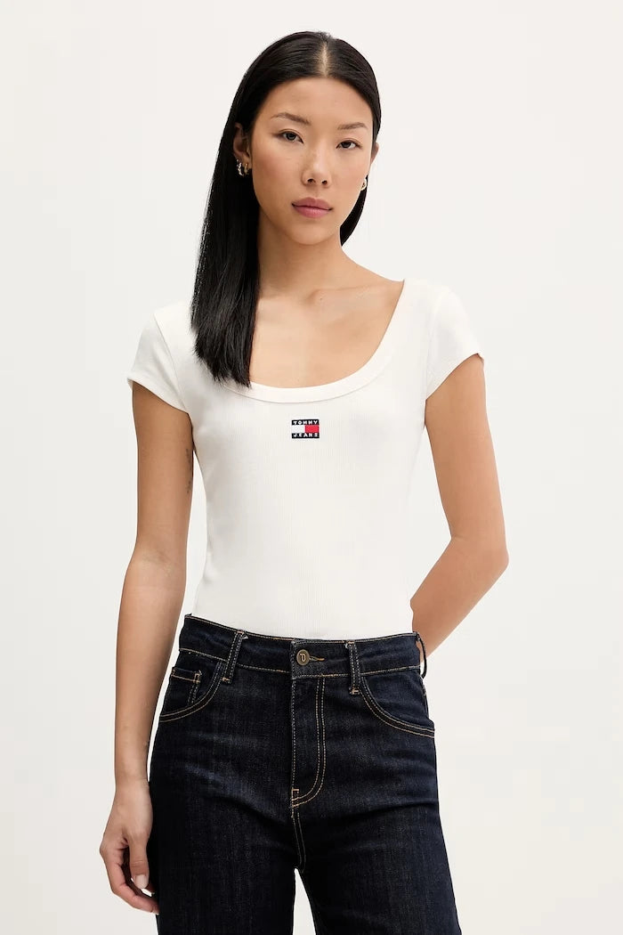 Tommy Jeans kadın pamuklu elastan tişört