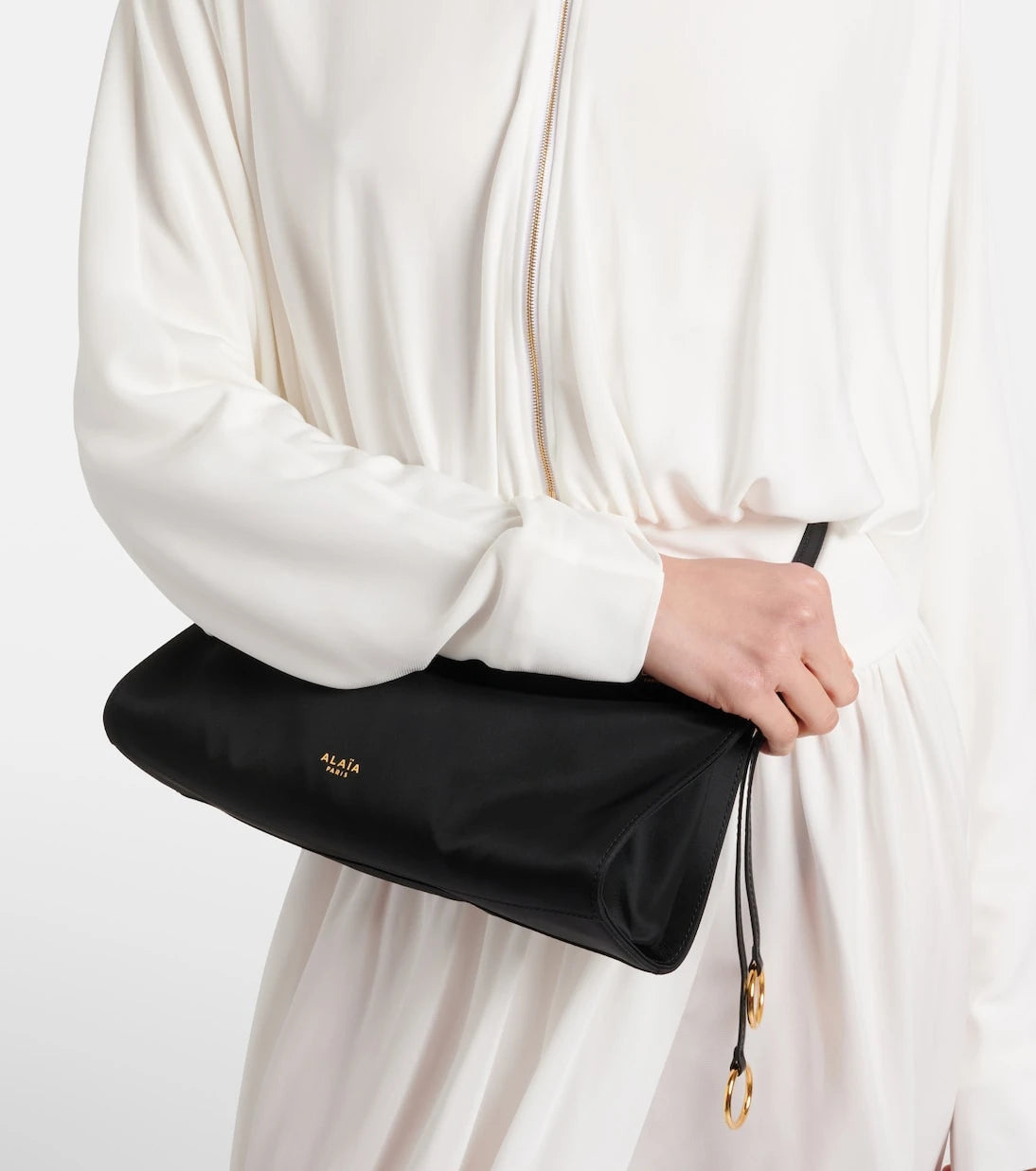 Alaïa - حقيبة كتف Le Click East West متوسطة الحجم