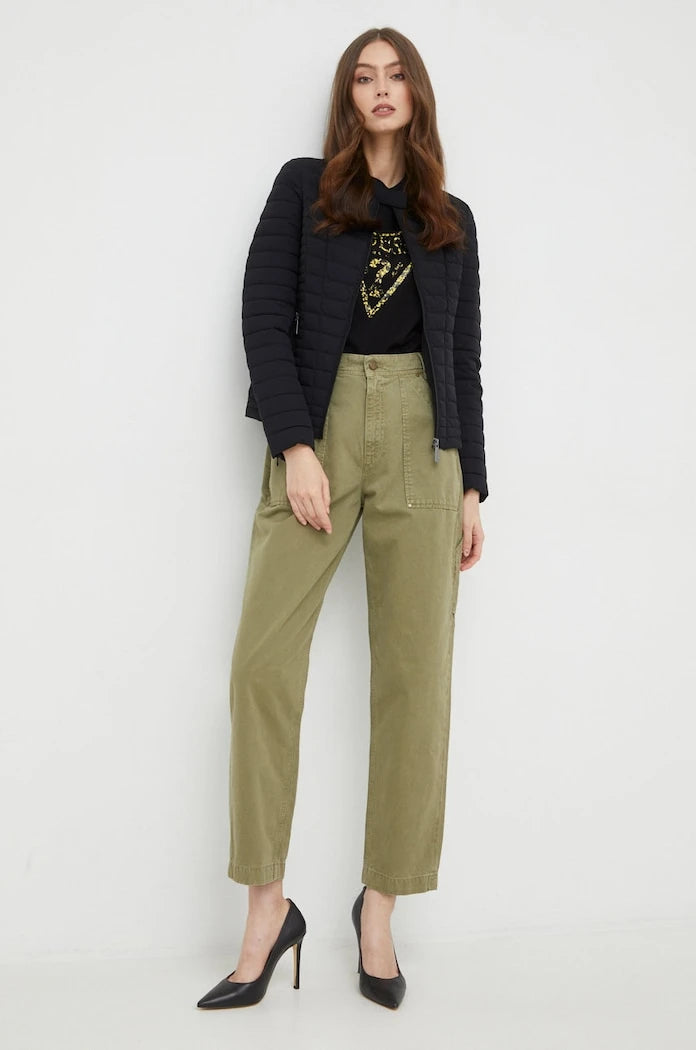 Яке Guess VONA