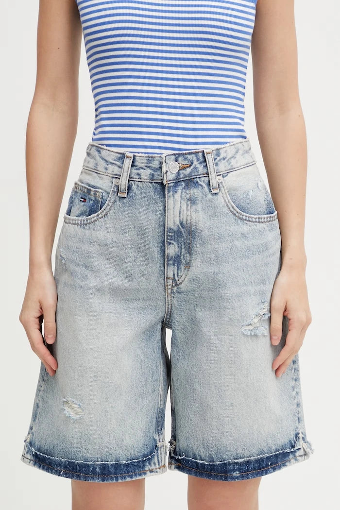 Tommy Jeans kadın denim kısa şort