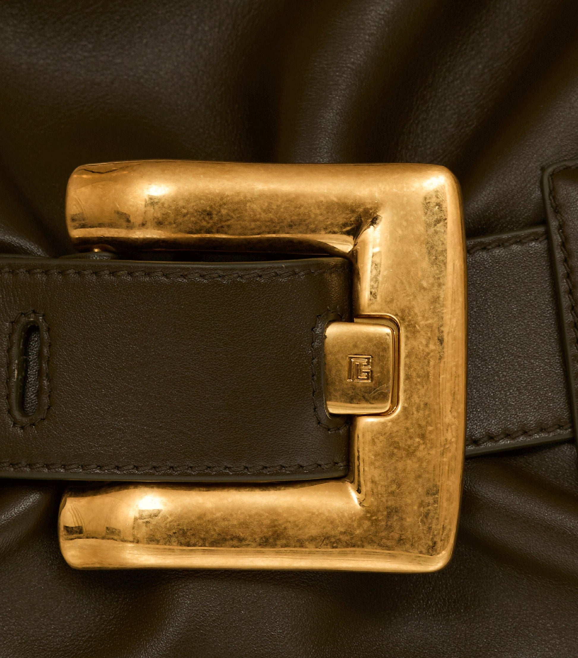 Medium Leather Anthem Shoulder Bag