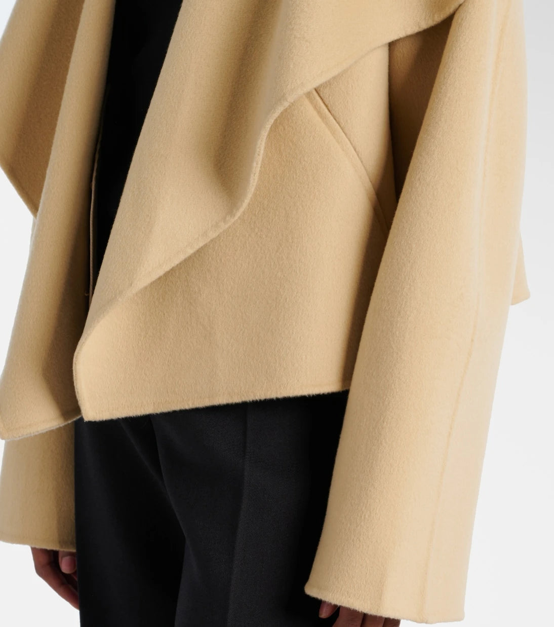 Toteme - Signature cropped wool doublé jacket