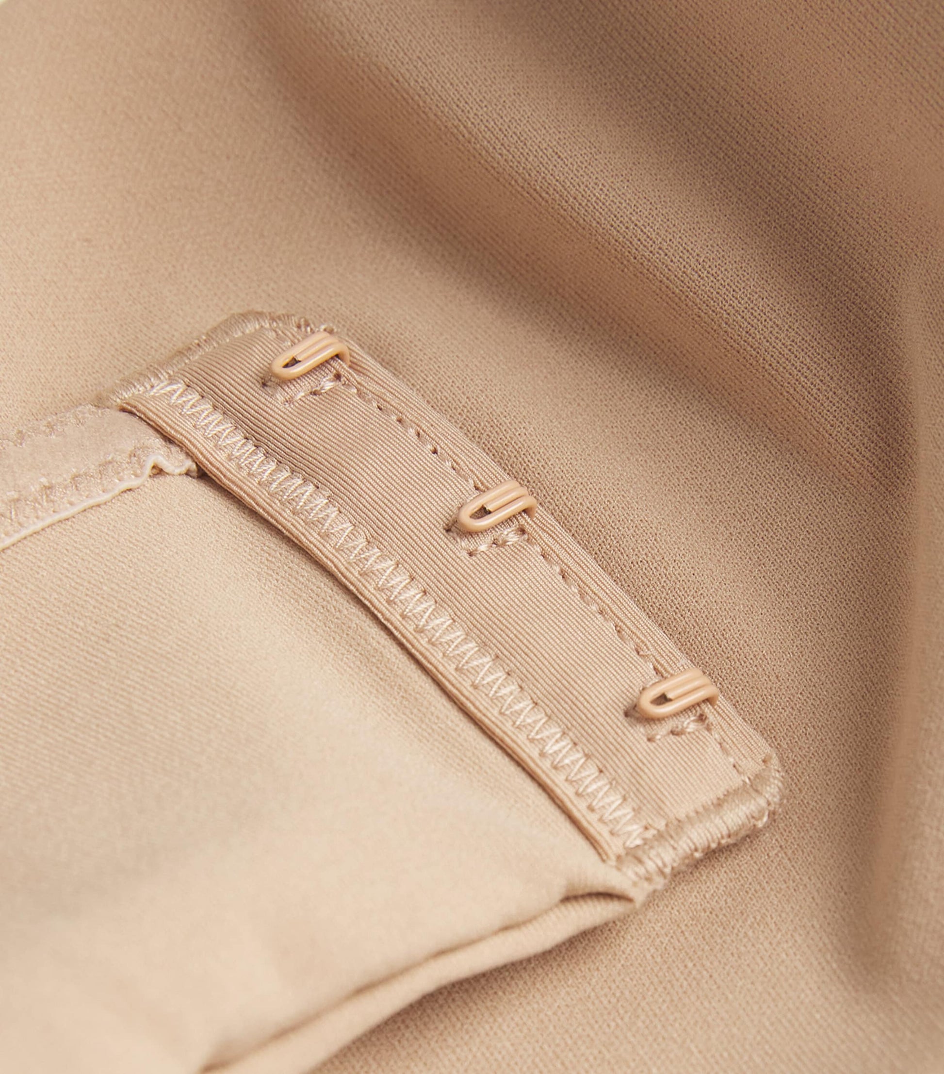 Fits Everybody Strapless Bra CLAY