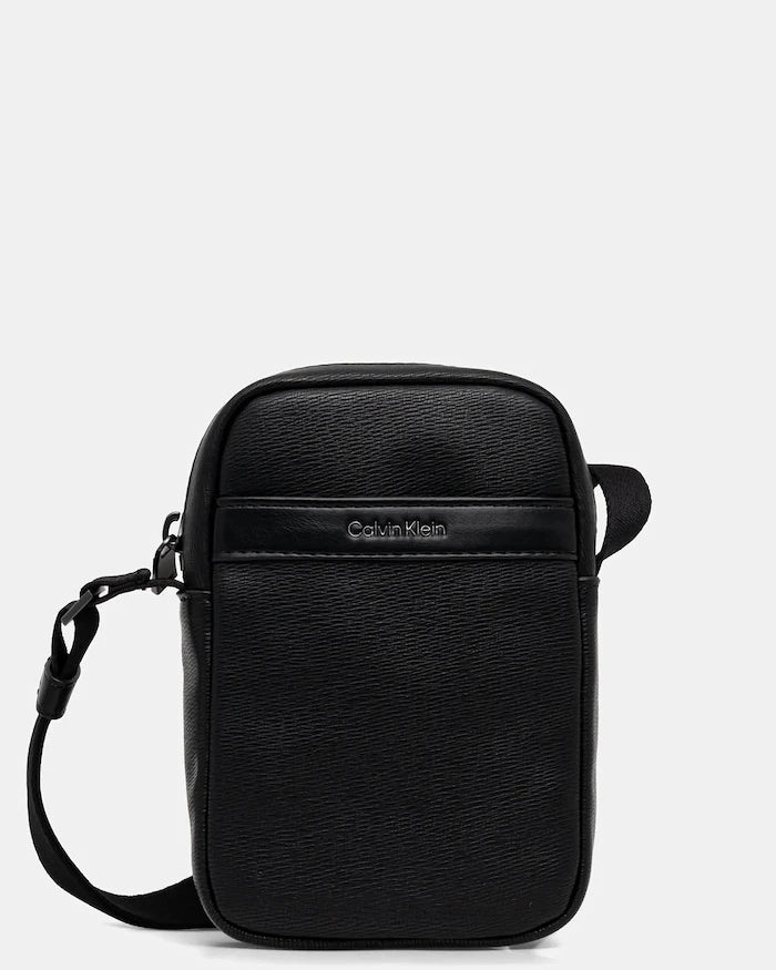 Calvin Klein Omuz Çantası