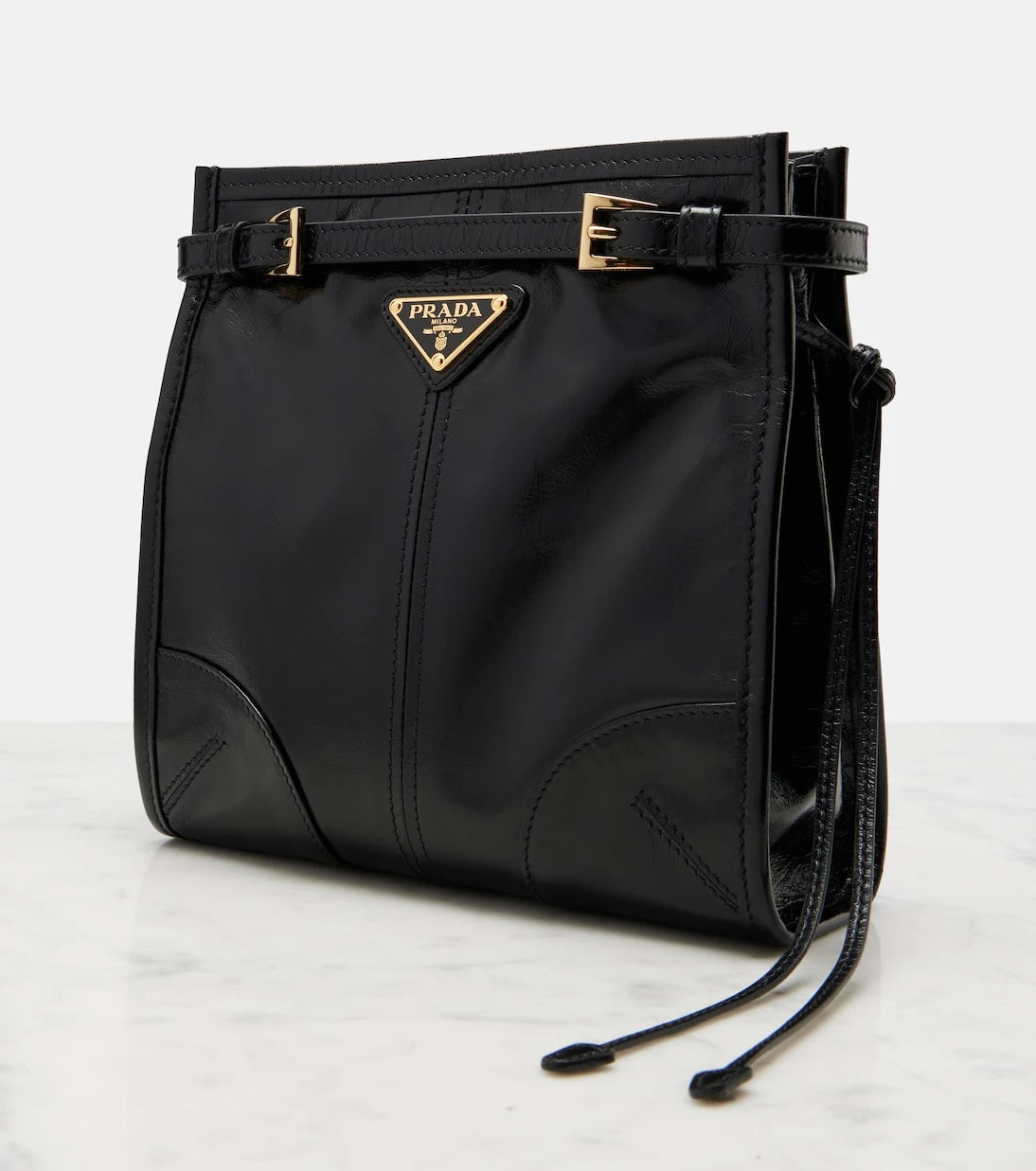 Prada - حقيبة كتف صغيرة بوني من جلد برادا