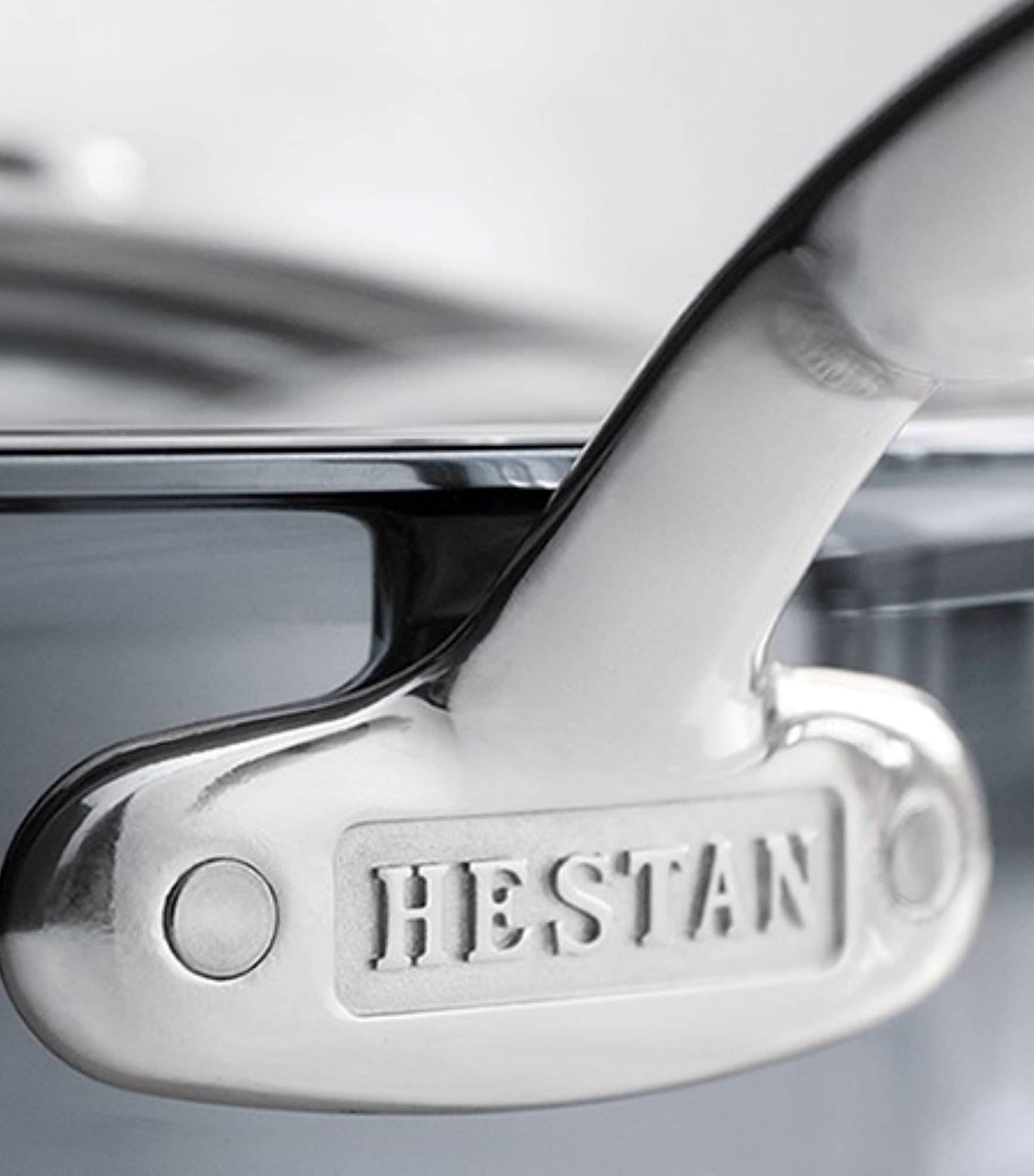 Stainless Steel NanoBond Sauté Pan with Lid (26cm)