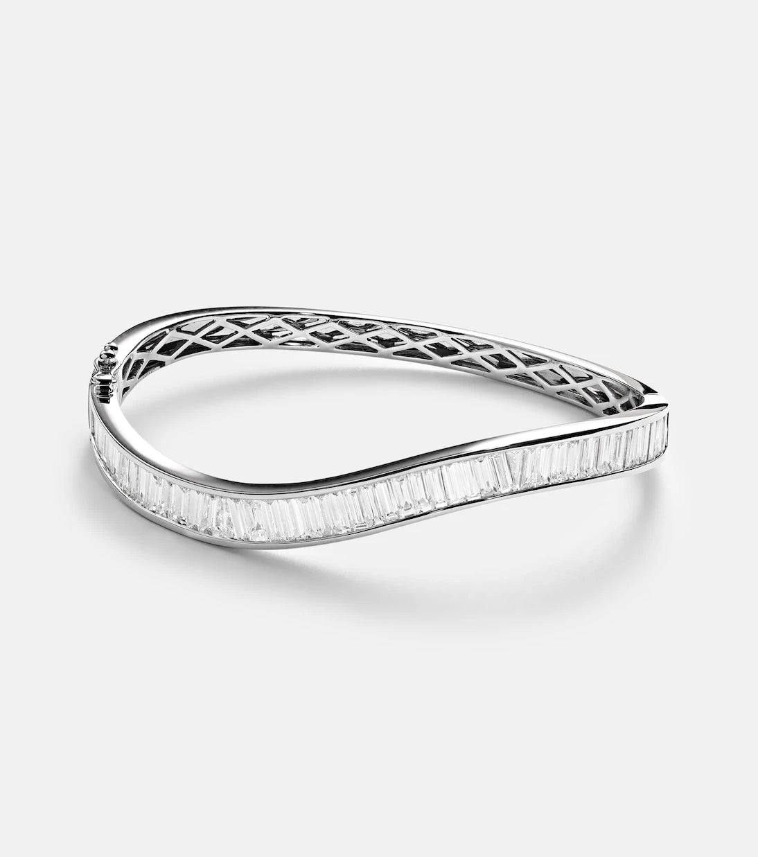 Anita Ko - Wave 18kt white gold bracelet with diamonds