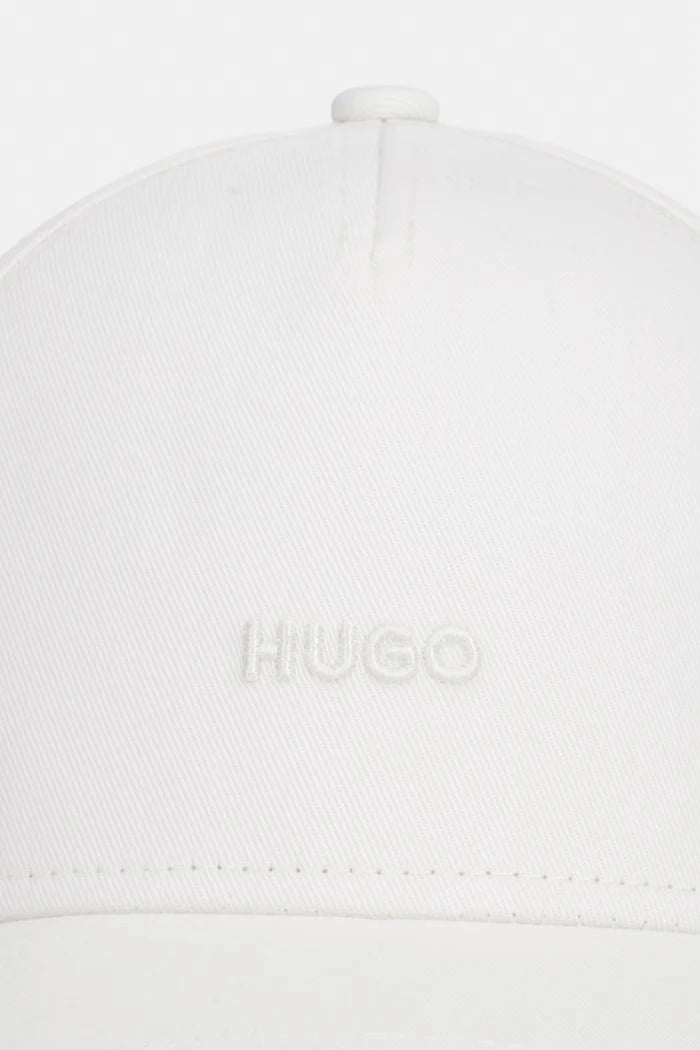 HUGO шапка с козирка дамска от памук Cara