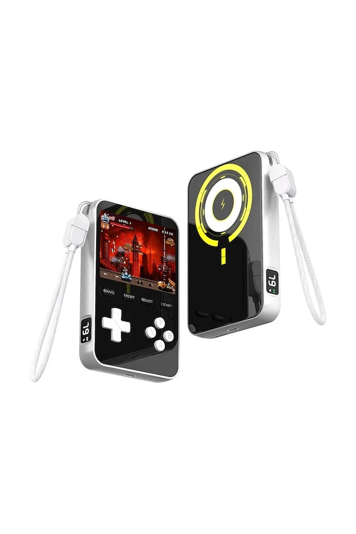 Reset Club Powerbank Gaming Dahili Oyun Konsollu Tam Şarj Cihazı 7,5 × 2 × 11,5 cm