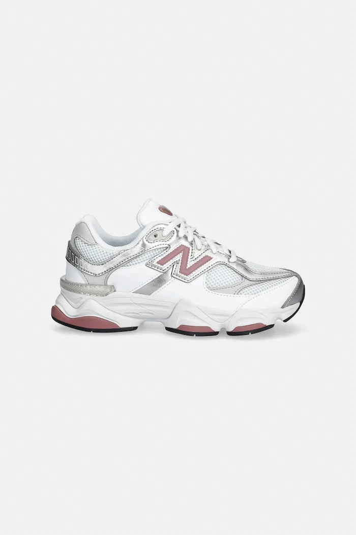 New Balance 9060 маратонки за деца
