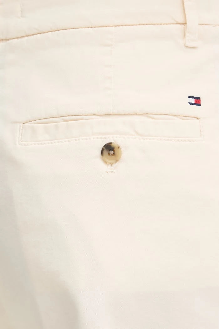 Tommy Hilfiger Kadın pamuklu chino şort