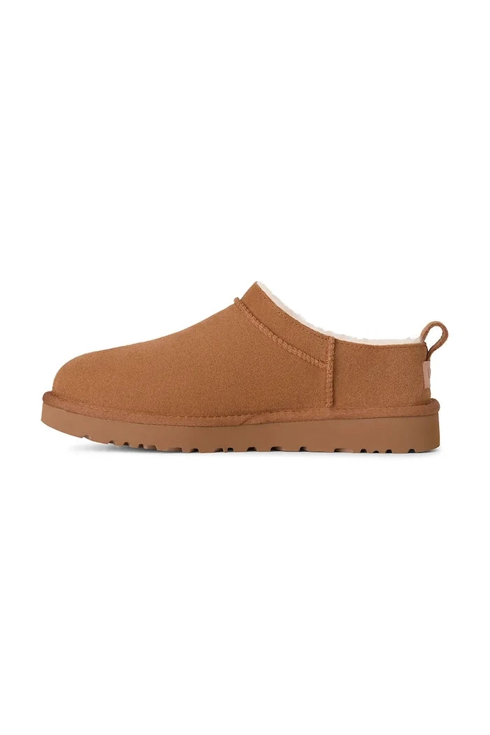 Велурени чехли UGG Classic Micro