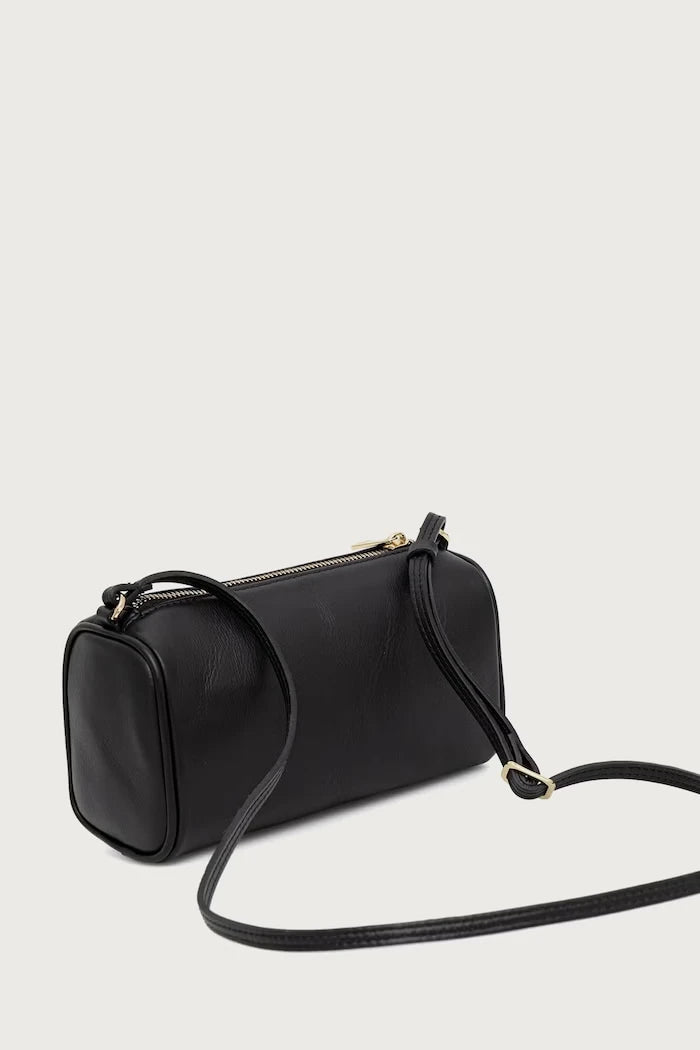 Answear.LAB deri kadın crossbody çanta